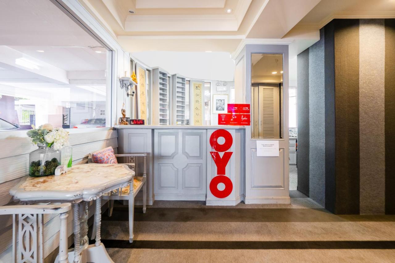 Oyo 1042 Boon'S Residence Bangkok Luaran gambar