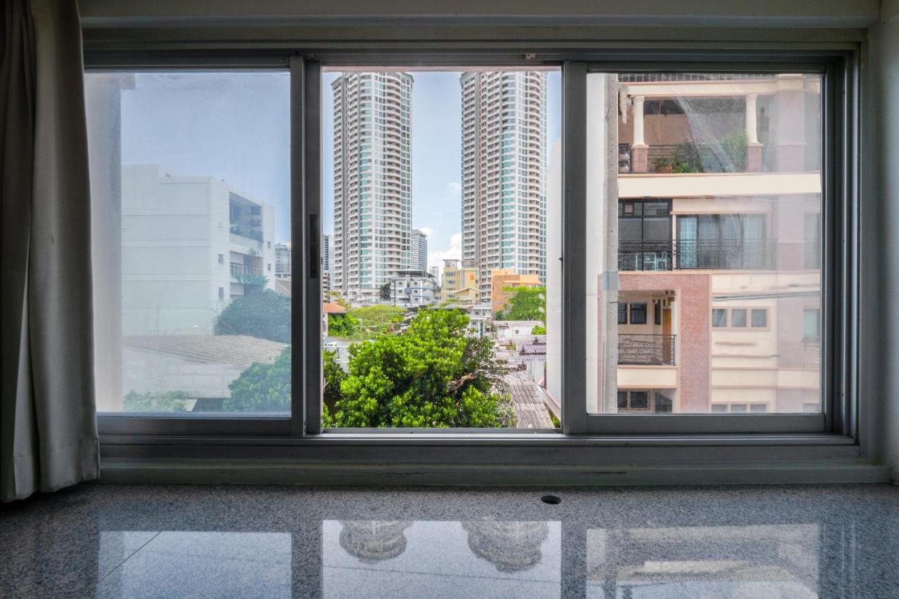 Oyo 1042 Boon'S Residence Bangkok Luaran gambar